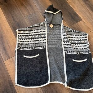 Cozy Black White gray Hooded Poncho style open from cardigan oversized pockets